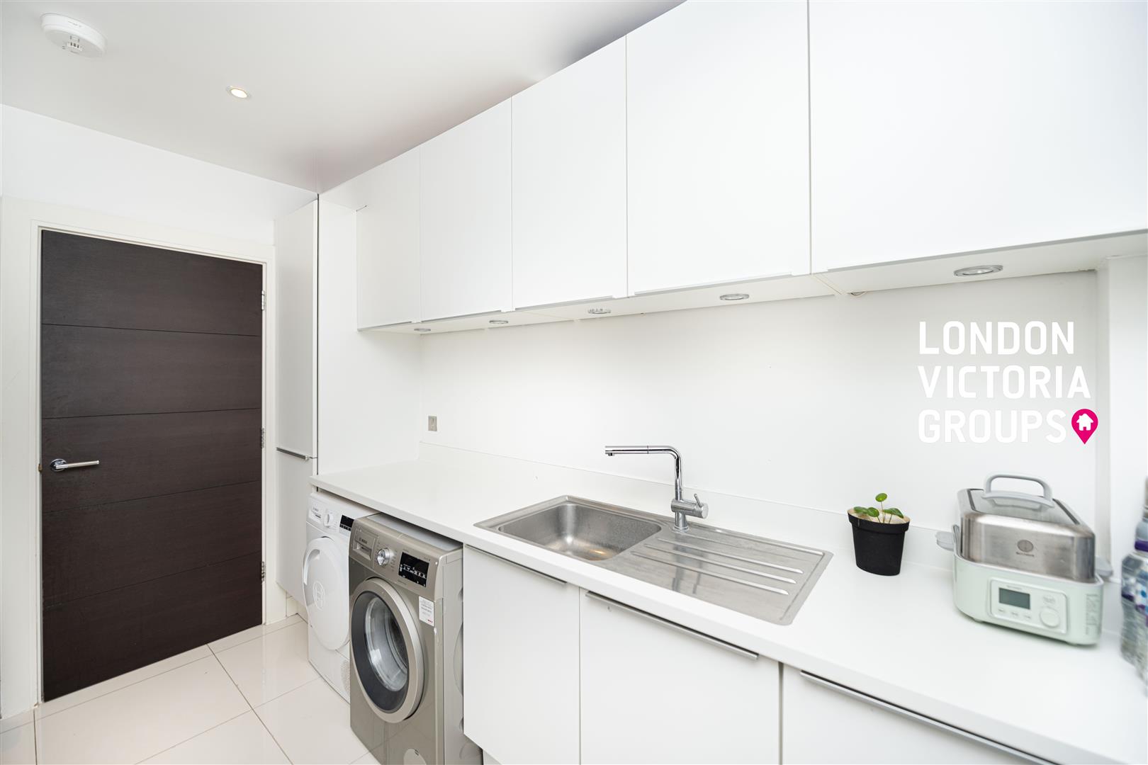 Duchess Crescent, Stanmore